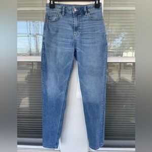 American Eagle Stretch Mom Jeans